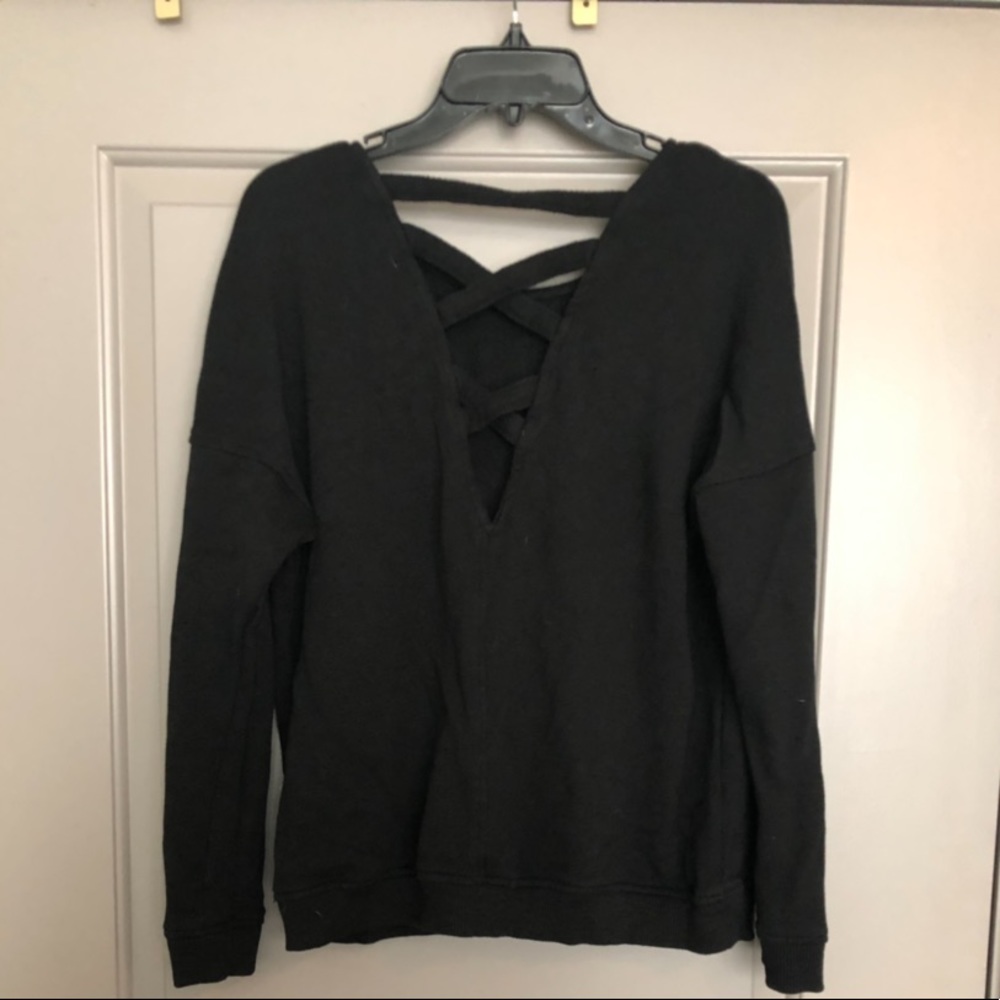 Gap sweater